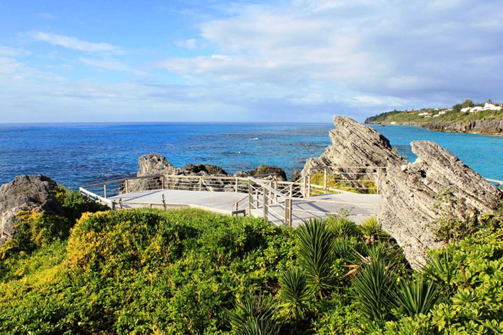 The Reefs Resort And Club Southampton Exterior photo